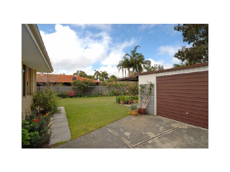 13 Morriet Street, Attadale WA 6156