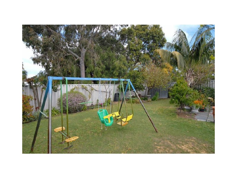 13 Morriet Street, Attadale WA 6156