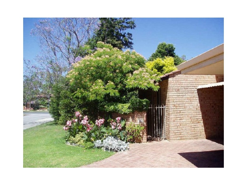 1/18 MacLeod Road, Applecross WA 6153