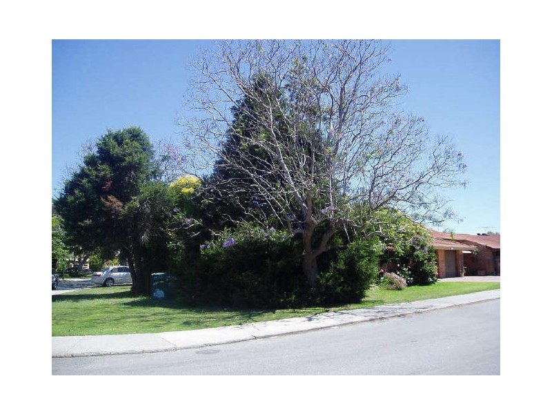 1/18 MacLeod Road, Applecross WA 6153