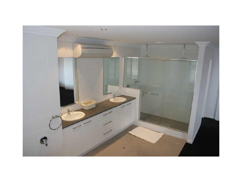 31 McCoy Street, Melville WA 6156