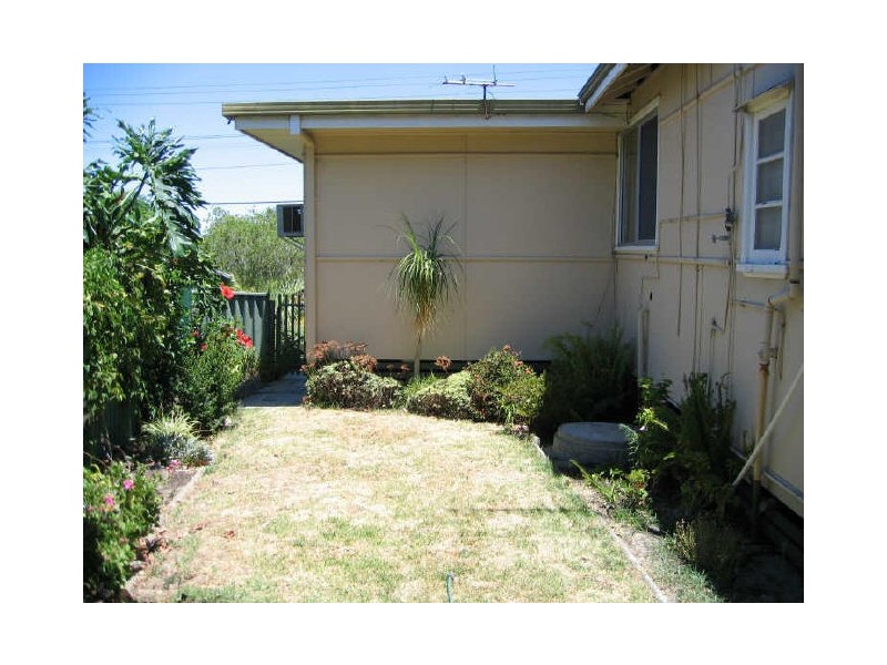 52 Garling Street, Willagee WA 6156