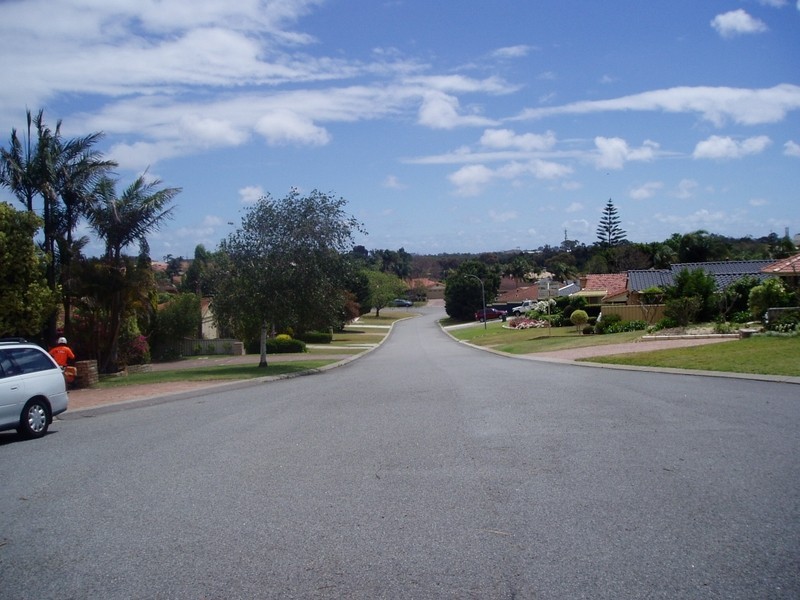 16A Demasson Rise, Leeming WA 6149