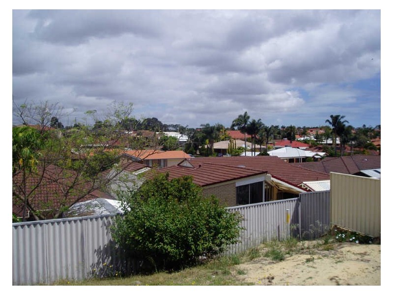 16A Demasson Rise, Leeming WA 6149
