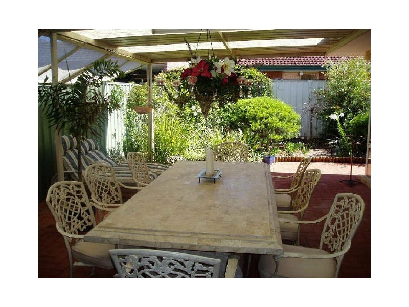 6B Brooksby Street, Melville WA 6156