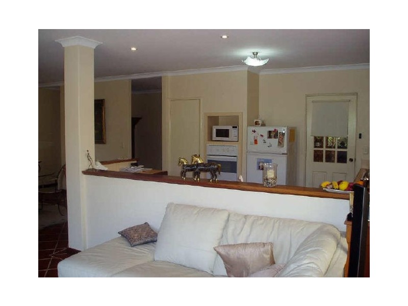 6B Brooksby Street, Melville WA 6156