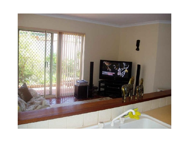 6B Brooksby Street, Melville WA 6156