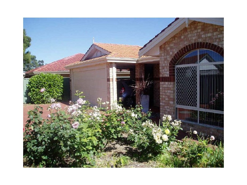 6B Brooksby Street, Melville WA 6156