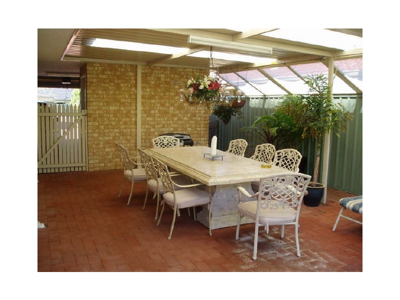 6B Brooksby Street, Melville WA 6156