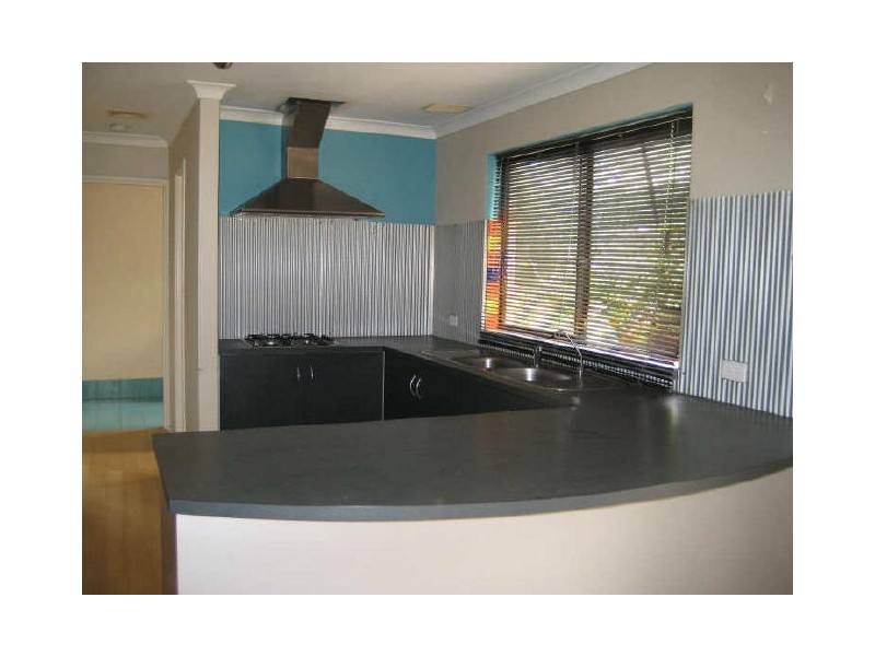 99A Rome Road, Melville WA 6156