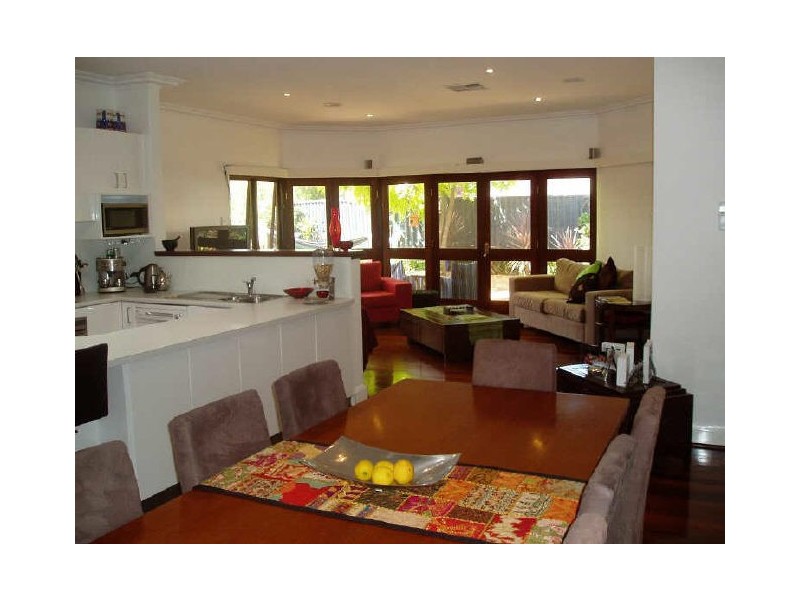 1 Galloway Street, Attadale WA 6156