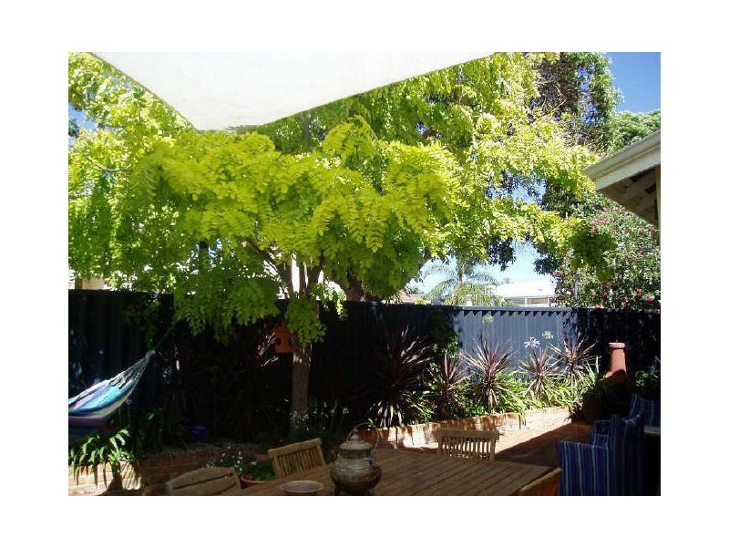 1 Galloway Street, Attadale WA 6156