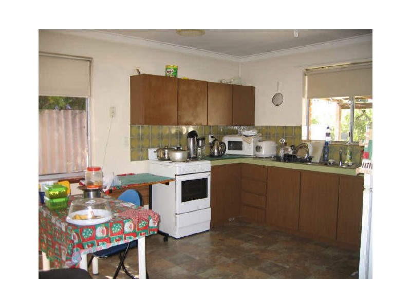 7 Montgomery Street, Beaconsfield WA 6162