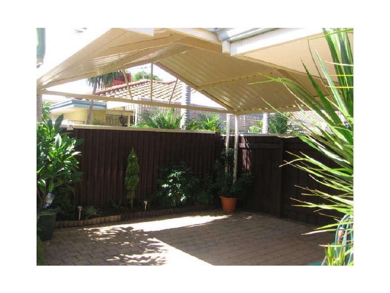 5/6 Groves Avenue, Attadale WA 6156