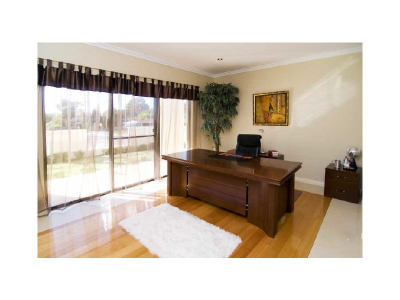 94 Wichmann Road, Attadale WA 6156