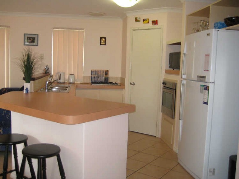 2/33 Harfoot Street, Willagee WA 6156