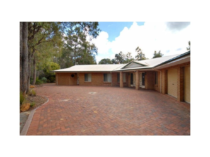 186 Mitchell Road, Bickley WA 6076