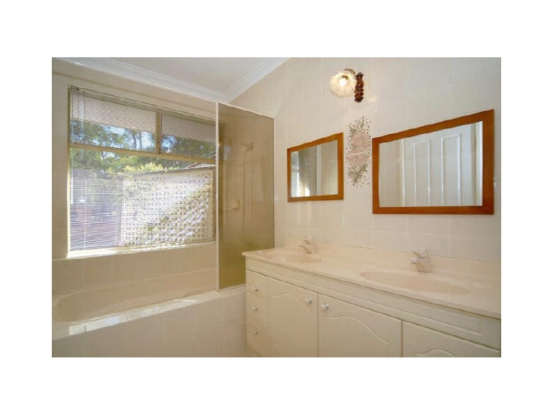 186 Mitchell Road, Bickley WA 6076