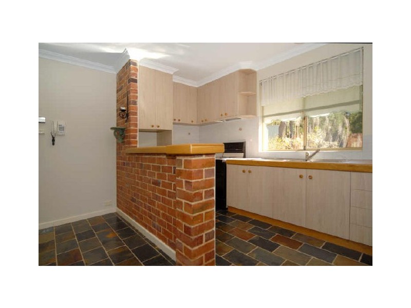 186 Mitchell Road, Bickley WA 6076