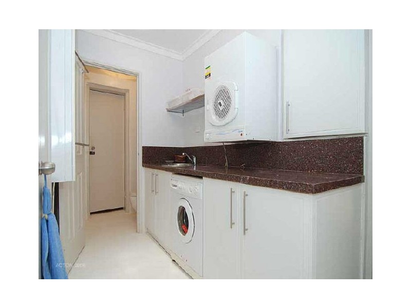 3 Strickland Court, Coogee WA 6166