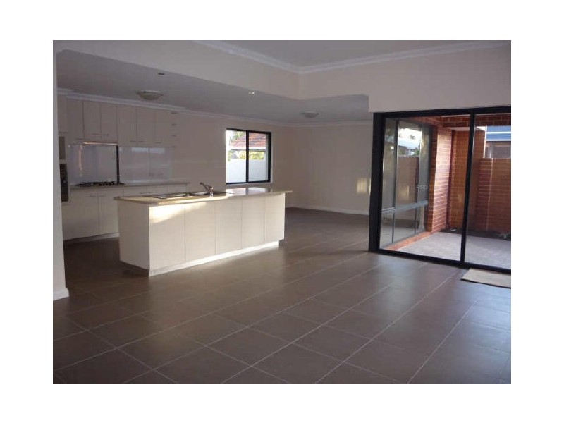 99 Solomon Street, Palmyra WA 6157