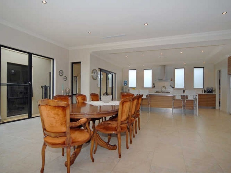 29 Roberts Road, Attadale WA 6156