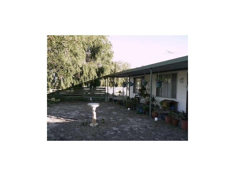 23 Woodlands Road, Golden Bay WA 6174