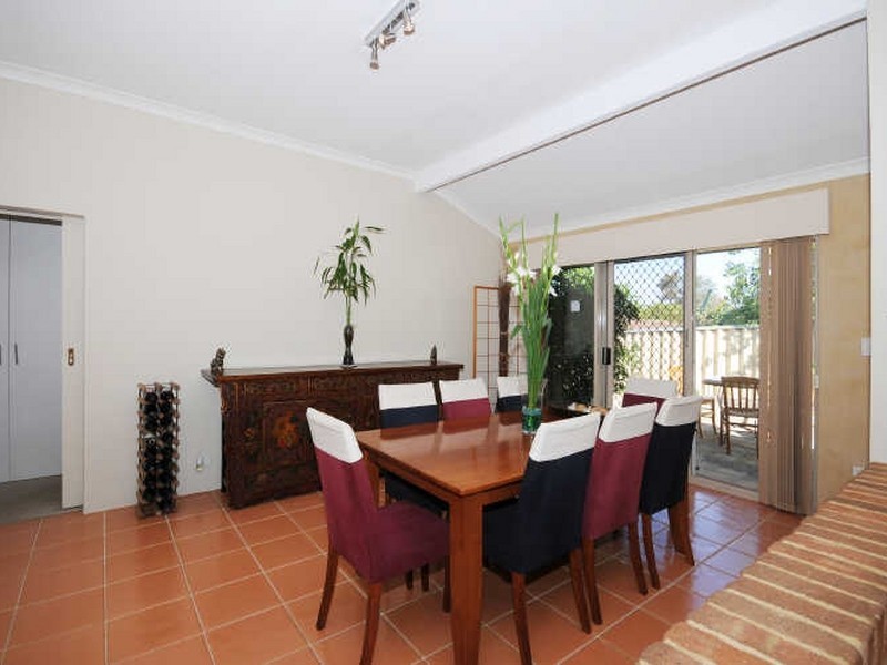 4A Yeovil Crescent, Bicton WA 6157
