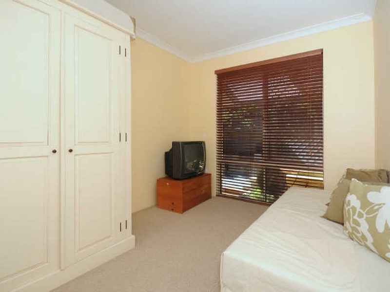 4A Yeovil Crescent, Bicton WA 6157