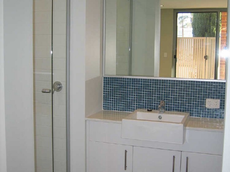 1/3 Rockingham Road, Hamilton Hill WA 6163