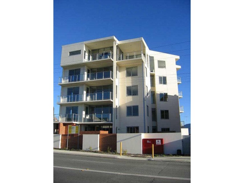 2/3 Rockingham Road, Hamilton Hill WA 6163