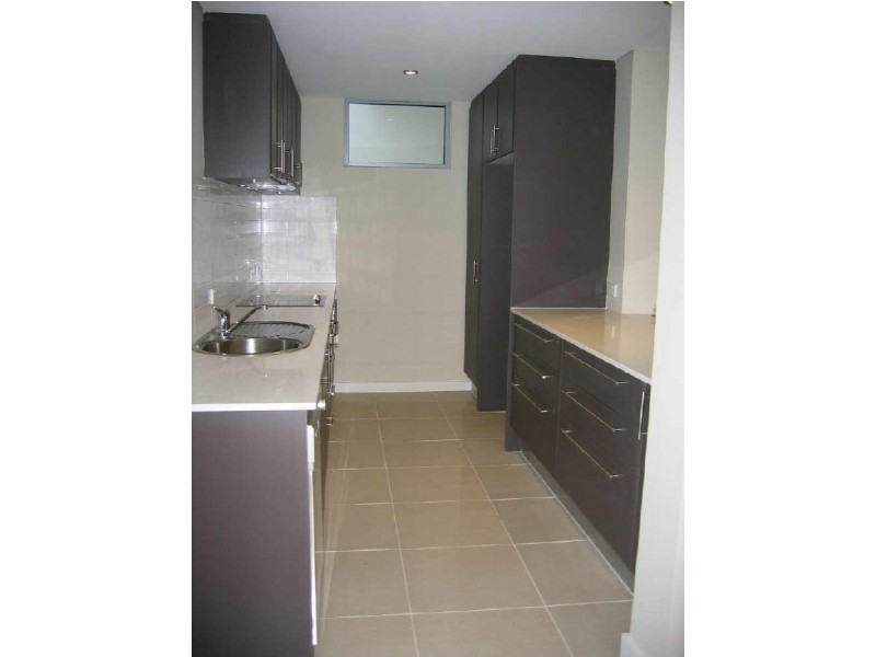 2/3 Rockingham Road, Hamilton Hill WA 6163