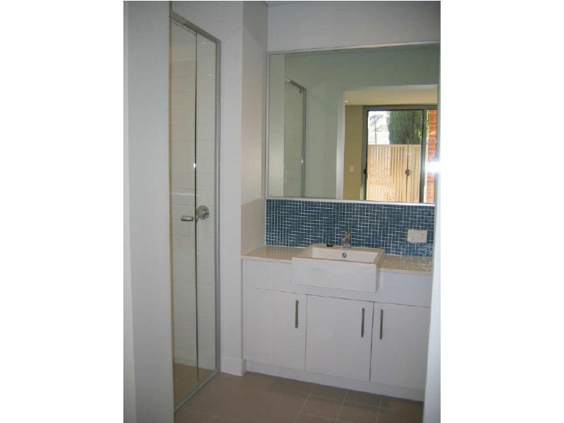 2/3 Rockingham Road, Hamilton Hill WA 6163