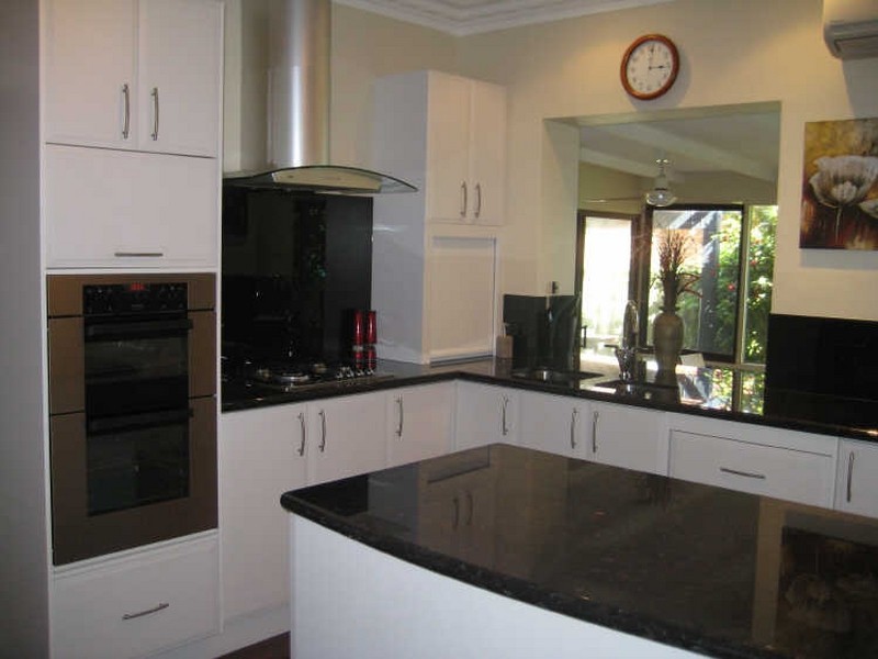 30 Mullings Way, Myaree WA 6154