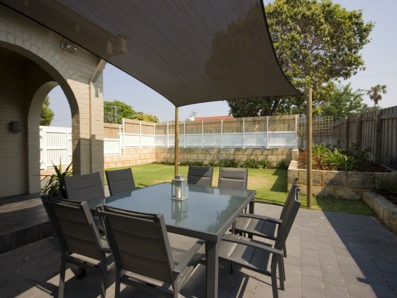 55 Coleman Cescent, Melville WA 6156