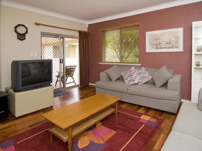 22 Windfield Road, Melville WA 6156