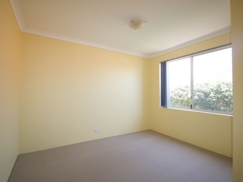 32 Lucas Street, Willagee WA 6156