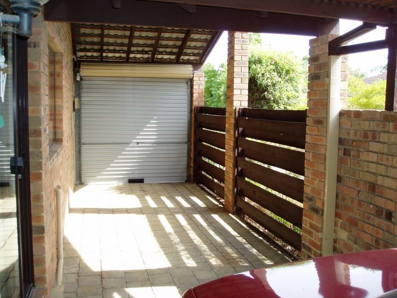 4/9 Luffingham Street, Melville WA 6156