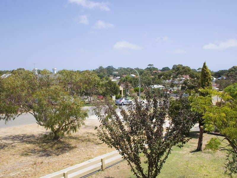 9/91 Carrington Street, Fremantle WA 6160