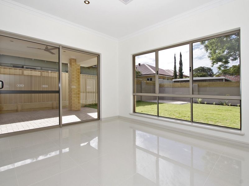 33A Lamond Street, Melville WA 6156