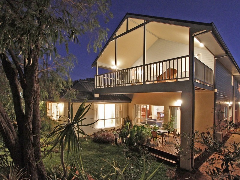 5 Potts Street, Melville WA 6156