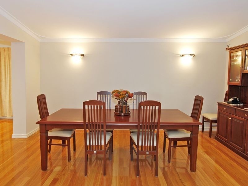 5 Potts Street, Melville WA 6156