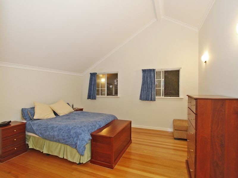 5 Potts Street, Melville WA 6156