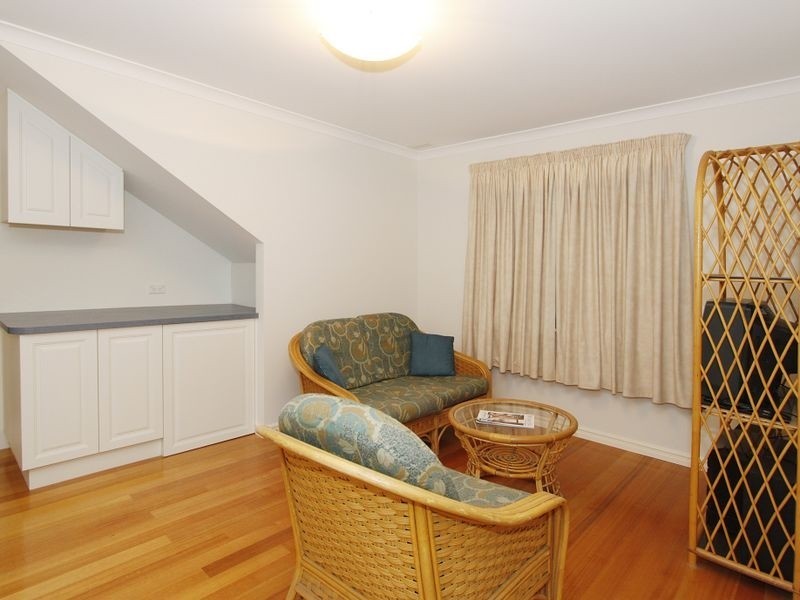 5 Potts Street, Melville WA 6156