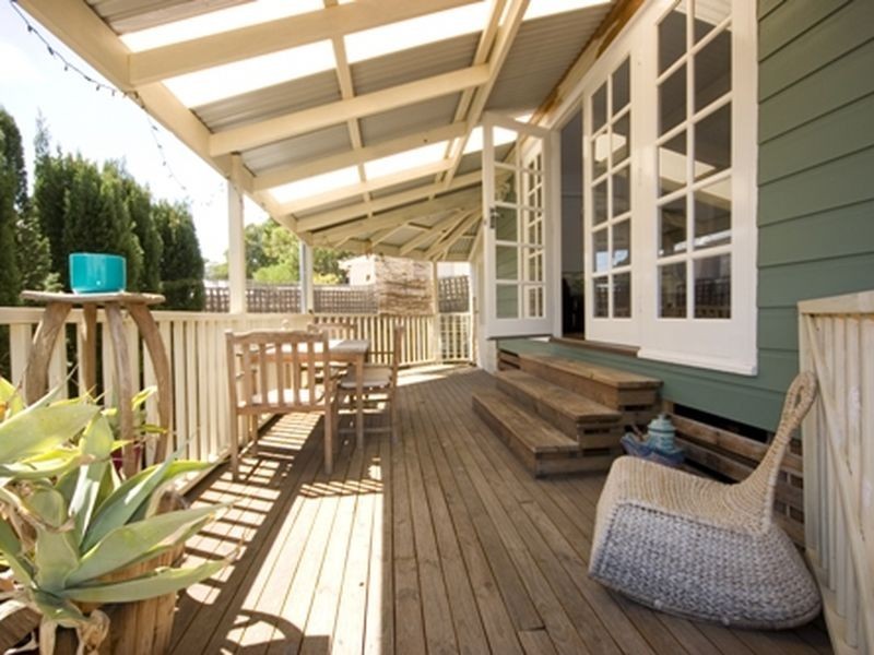 35 Zenobia Street, Palmyra WA 6157