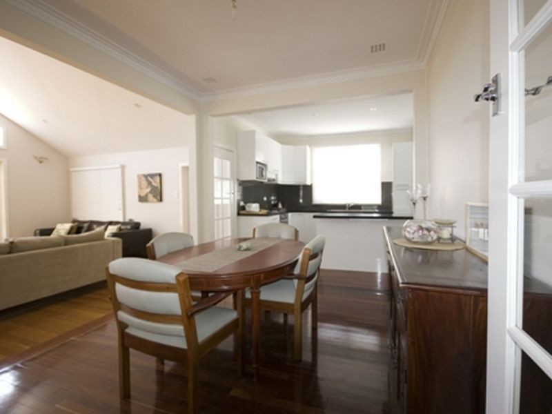 35 Zenobia Street, Palmyra WA 6157