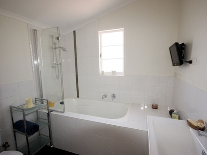 35 Zenobia Street, Palmyra WA 6157