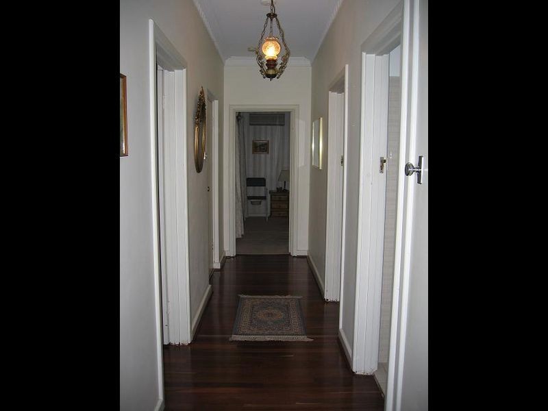 29 Wiluna Avenue, White Gum Valley WA 6162