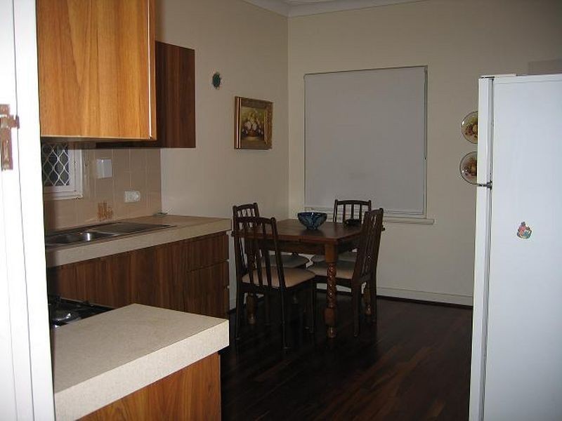 29 Wiluna Avenue, White Gum Valley WA 6162