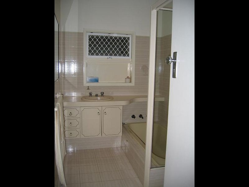 29 Wiluna Avenue, White Gum Valley WA 6162